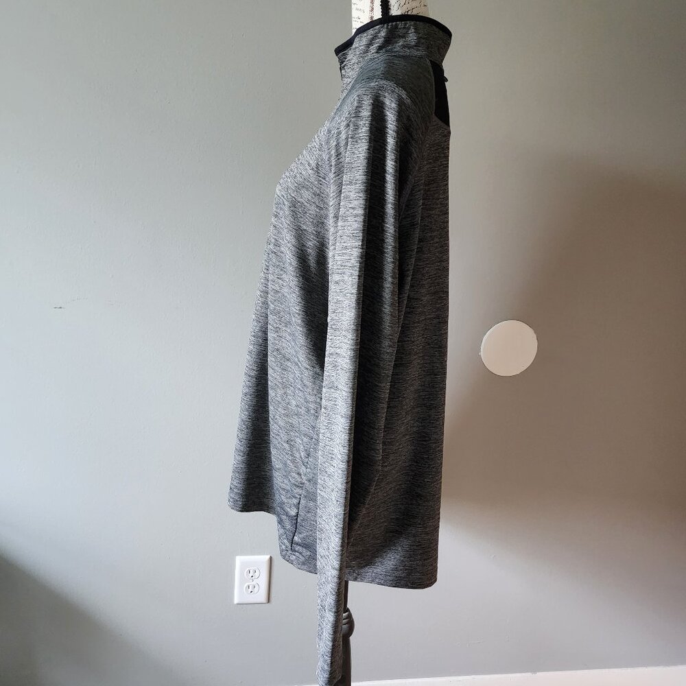 EUC Men's Reebok Long Sleeved Track Jacket - Picture 3 of 6